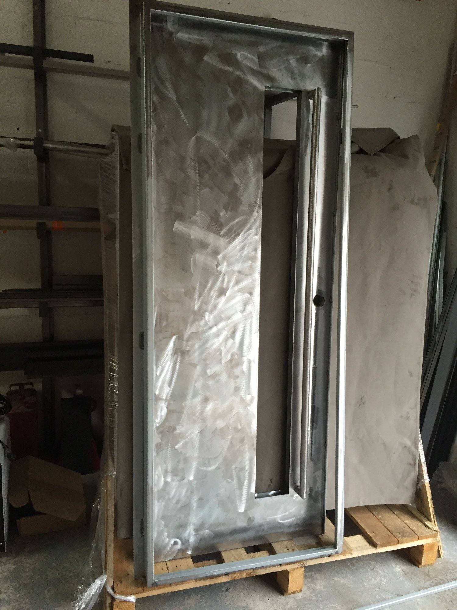 Porte acier sur mesure fabrication atelier EloxyMetal — EloxyMetal