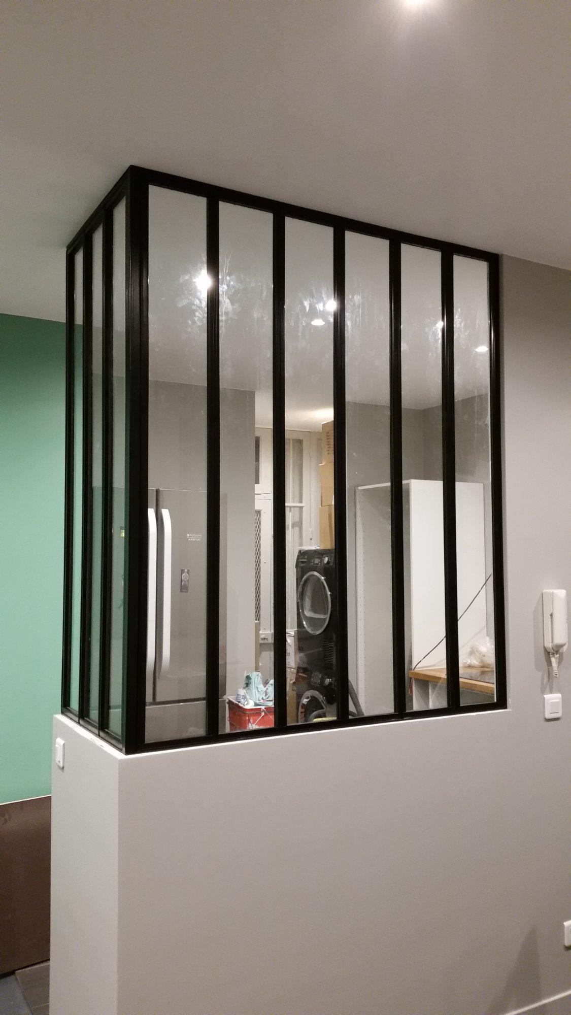 Verrière chassis atelier acier noir séparation pièce cuisine — EloxyMetal
